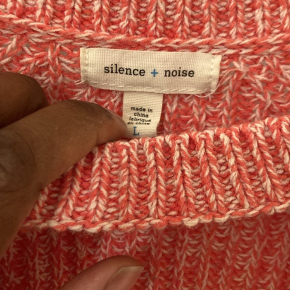 Urban Outfitters Silence + Noise Cropped Keyhole Sweater - Picture 2 of 5